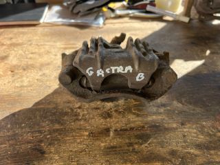 bontott OPEL ASTRA G Bal hátsó Féknyereg Munkahengerrel