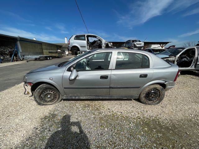 bontott OPEL ASTRA G Bal hátsó Rugó