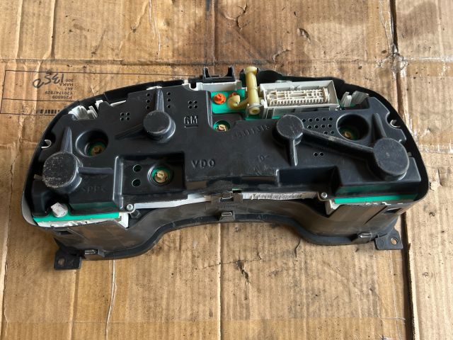 bontott OPEL ASTRA G Kilométeróra