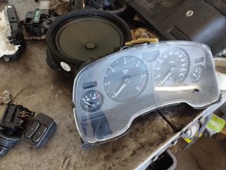 bontott OPEL ASTRA G Kilométeróra