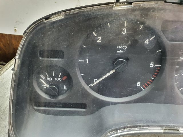 bontott OPEL ASTRA G Kilométeróra