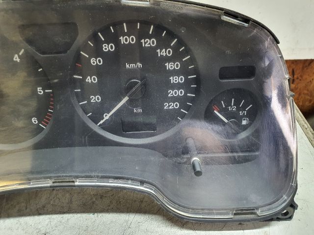 bontott OPEL ASTRA G Kilométeróra