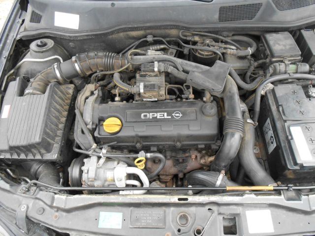 bontott OPEL ASTRA G Motor (Fűzött blokk hengerfejjel)