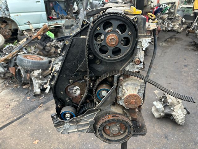 bontott OPEL ASTRA G Motor (Fűzött blokk hengerfejjel)