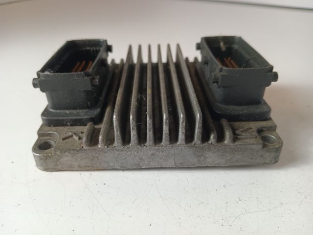 bontott OPEL ASTRA G Motorvezérlő