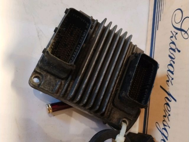 bontott OPEL ASTRA G Motorvezérlő