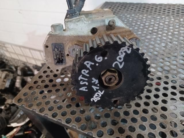 bontott OPEL ASTRA G Nagynyomású Szivattyú