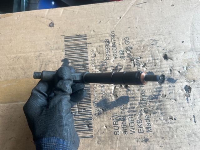 bontott OPEL ASTRA G Porlasztó (1 db)