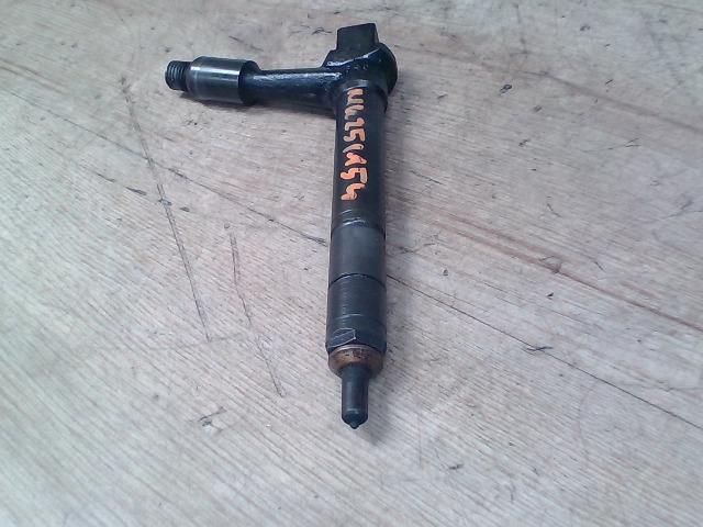 bontott OPEL ASTRA G Porlasztó (1 db)