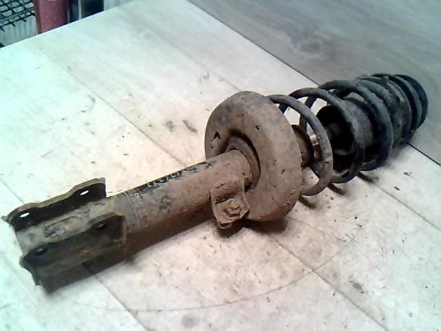 bontott OPEL ASTRA G Bal első Gólyaláb (Lengécsillapító, Rugó)