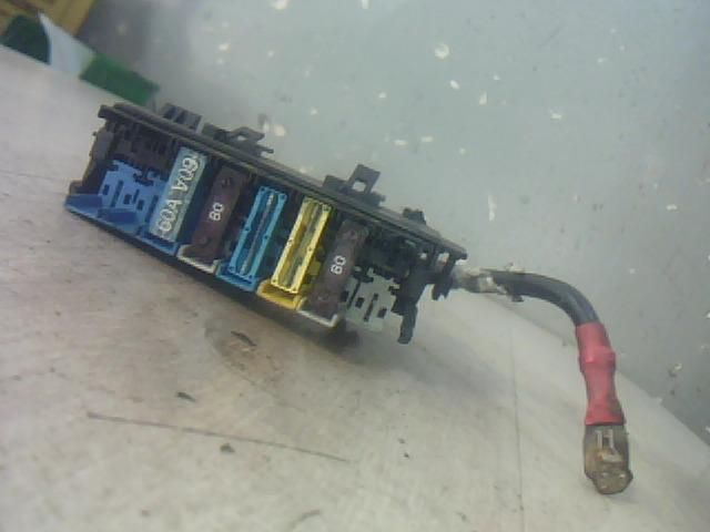 bontott OPEL ASTRA G Biztosítéktábla Motortér