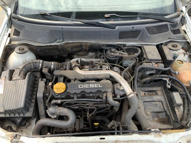 bontott OPEL ASTRA G Motor (Fűzött blokk hengerfejjel)