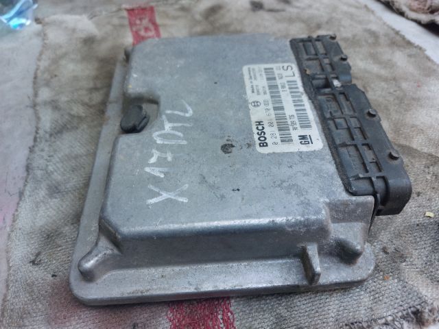 bontott OPEL ASTRA G Motorvezérlő