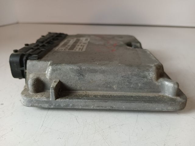 bontott OPEL ASTRA G Motorvezérlő