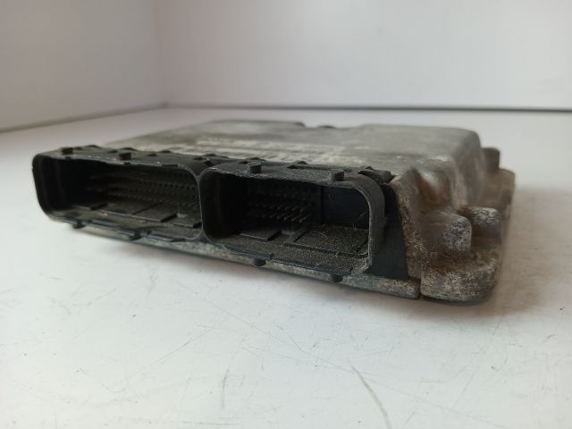 bontott OPEL ASTRA G Motorvezérlő