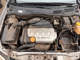 bontott OPEL ASTRA G Biztosítéktábla Motortér