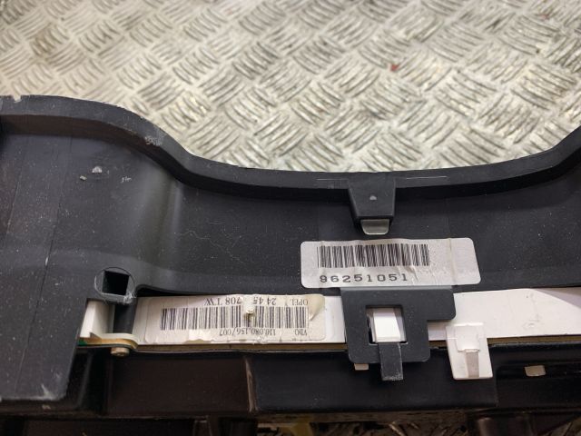 bontott OPEL ASTRA G Kilométeróra