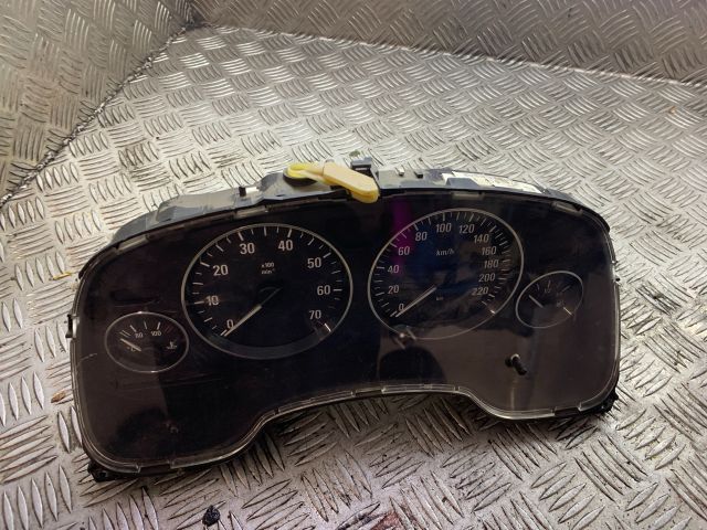 bontott OPEL ASTRA G Kilométeróra