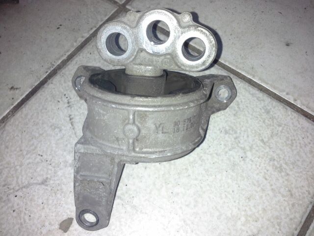 bontott OPEL ASTRA G Motor Tartó Bak (Pozíciófüggetlen)