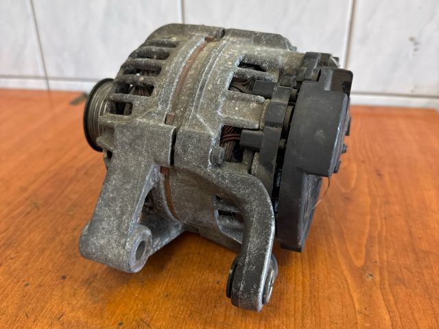 bontott OPEL ASTRA G Generátor