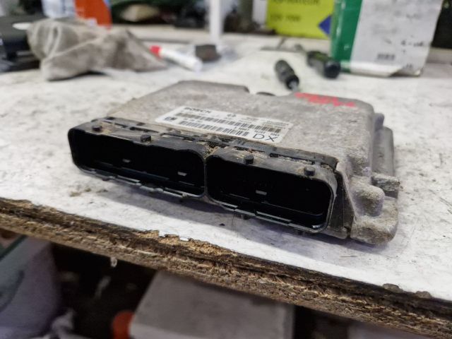 bontott OPEL ASTRA G Motorvezérlő