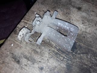 bontott OPEL ASTRA G Jobb hátsó Féknyereg Munkahengerrel