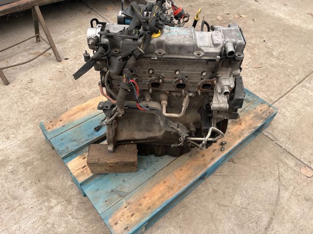 bontott OPEL ASTRA G Motor (Fűzött blokk hengerfejjel)