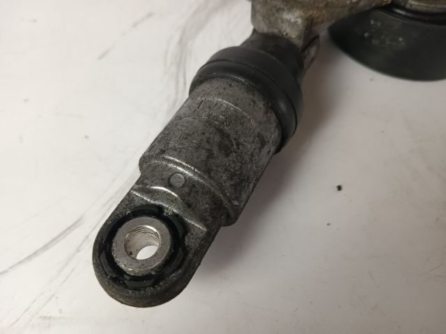 bontott OPEL ASTRA G Szíjfeszítő Görgő