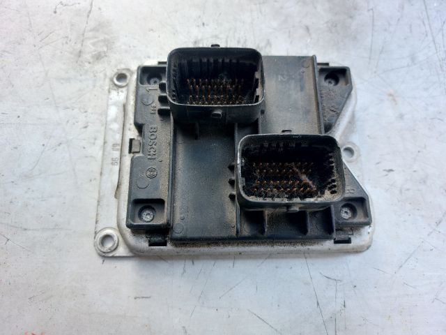 bontott OPEL ASTRA G Motorvezérlő