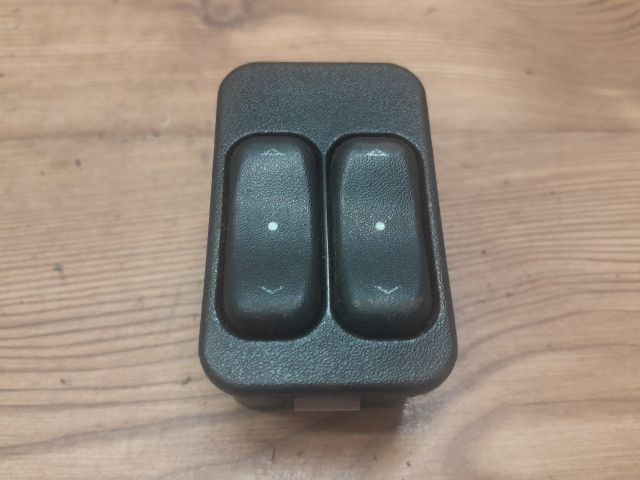 bontott OPEL ASTRA G Ablakemelő Kapcsoló Négyes / Kettes