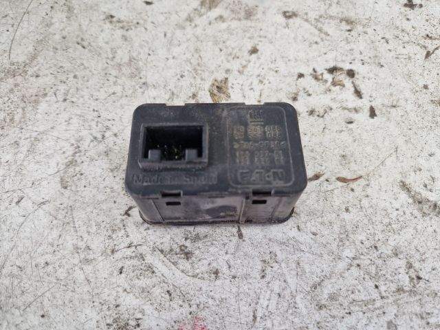 bontott OPEL ASTRA G Ablakemelő Kapcsoló Négyes / Kettes