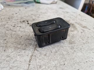 bontott OPEL ASTRA G Ablakemelő Kapcsoló Négyes / Kettes