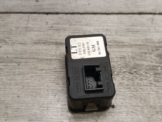 bontott OPEL ASTRA G Ablakemelő Kapcsoló Négyes / Kettes