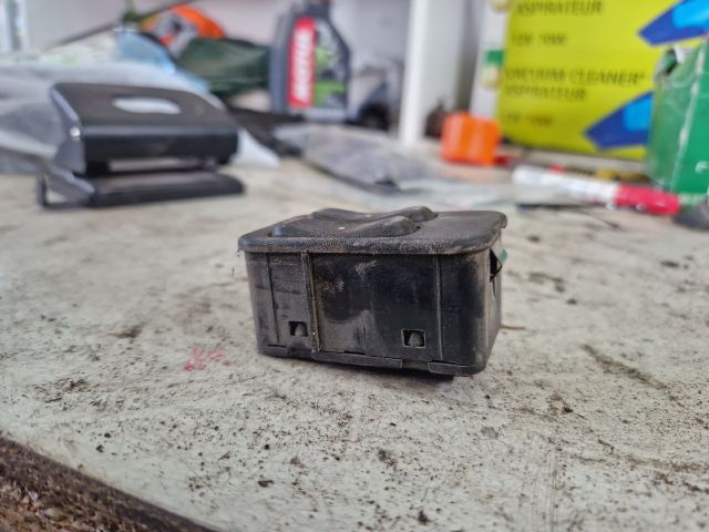 bontott OPEL ASTRA G Ablakemelő Kapcsoló Négyes / Kettes