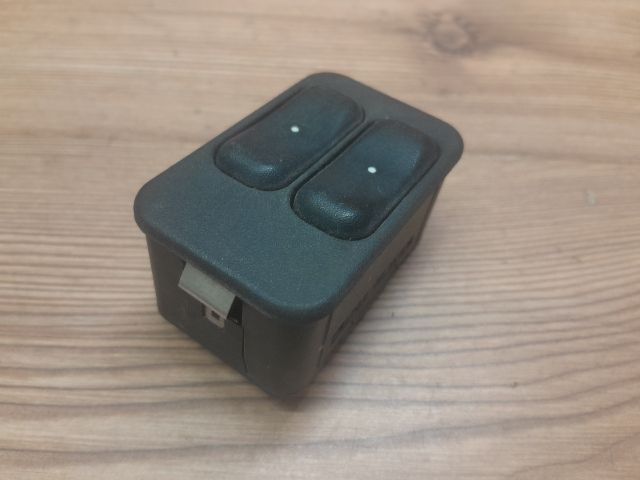 bontott OPEL ASTRA G Ablakemelő Kapcsoló Négyes / Kettes