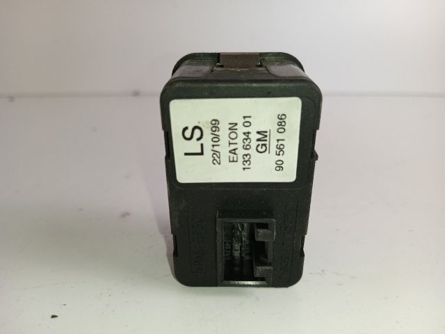 bontott OPEL ASTRA G Ablakemelő Kapcsoló Négyes / Kettes