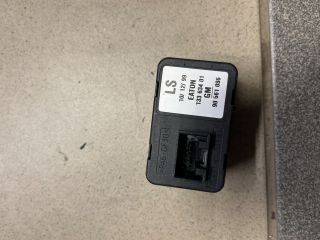 bontott OPEL ASTRA G Ablakemelő Kapcsoló Négyes / Kettes