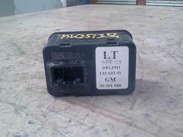 bontott OPEL ASTRA G Ablakemelő Kapcsoló (Pozíciófüggetlen)