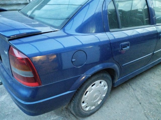 bontott OPEL ASTRA G Bal C Oszlop Burkolat