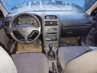 bontott OPEL ASTRA G Bal C Oszlop Burkolat