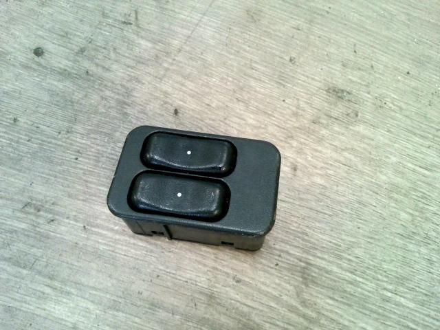 bontott OPEL ASTRA G Bal első Ablakemelő Kapcsoló