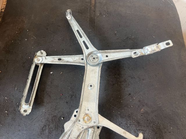 bontott OPEL ASTRA G Bal első Ablakemelő Szerkezet (Elektromos)