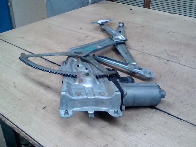 bontott OPEL ASTRA G Bal első Ablakemelő Szerkezet (Elektromos)