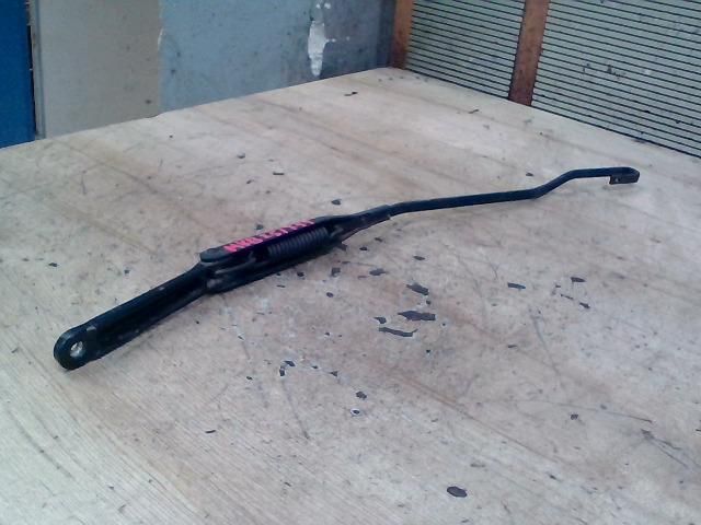 bontott OPEL ASTRA G Bal első Ablaktörlő Kar