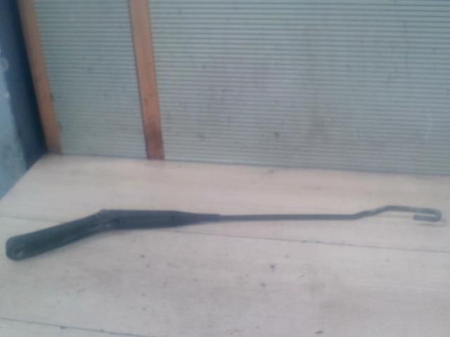 bontott OPEL ASTRA G Bal első Ablaktörlő Kar