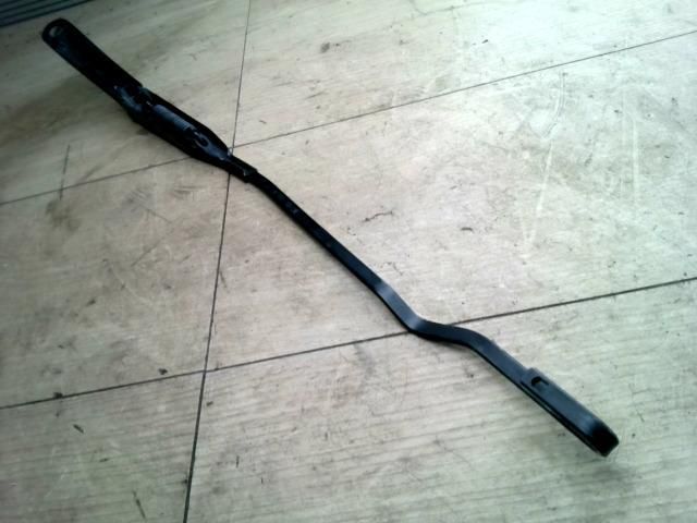 bontott OPEL ASTRA G Bal első Ablaktörlő Kar