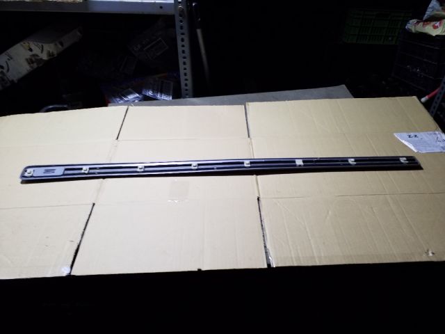 bontott OPEL ASTRA G Bal első Ajtó Díszléc