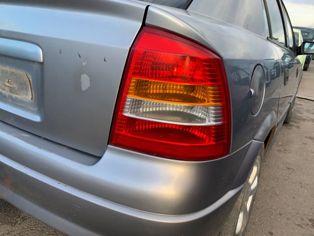 bontott OPEL ASTRA G Bal első Ajtó Kárpit