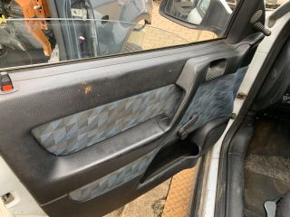 bontott OPEL ASTRA G Bal első Ajtó Kárpit