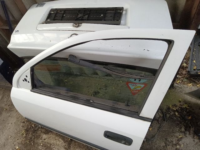 bontott OPEL ASTRA G Bal első Ajtó (Részeivel)